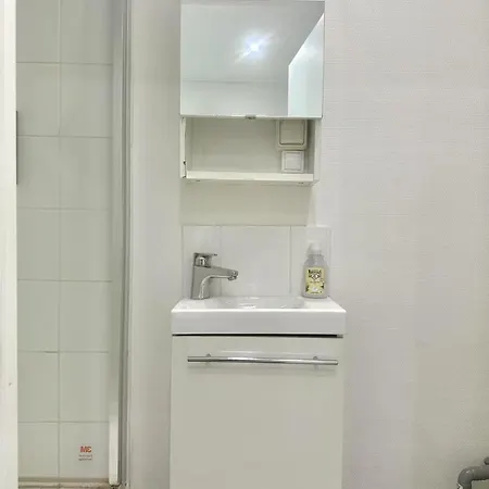 Apartment Cozy On Clauzel Steps Away From Montmartre *